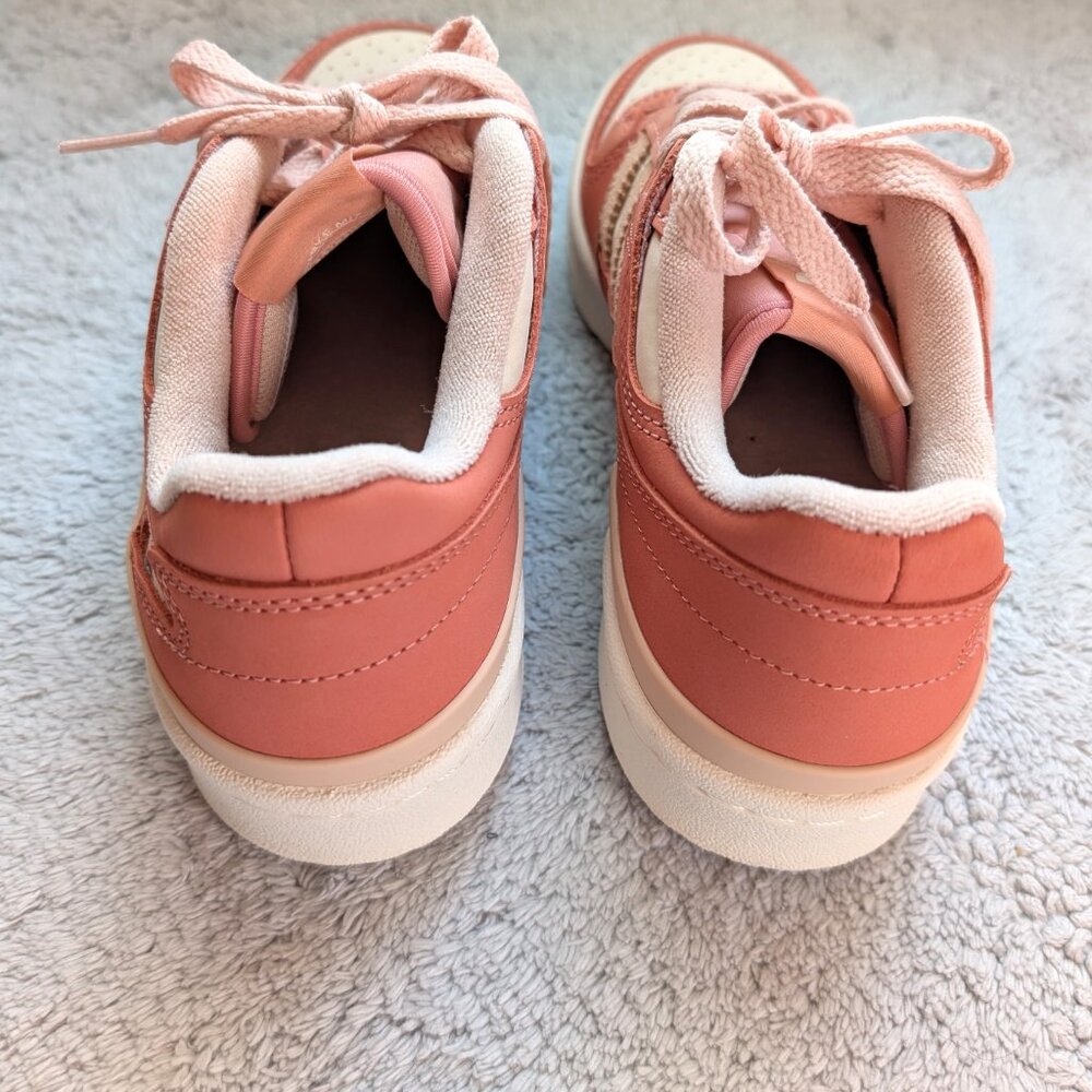 NWT adidas Originals Forum Low shoes (Size: 6, Clay / Halo Blush / White) - Picture 5 of 8
